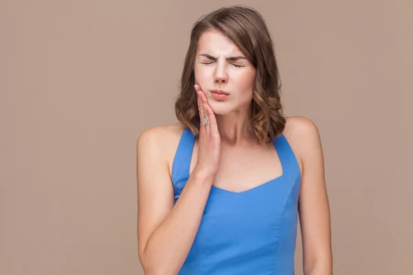 Çeneden neden ses gelir