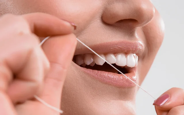 Diş ipi nasıl kullanılır